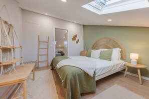 1 bedroom, iron/ironing board, Internet, bed sheets - 182 Sunset Duplex - by Feeling Inn (Cascais)