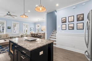 Interior - Sails and Trails (Santa Rosa Beach)