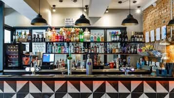 Bar (en la propiedad)