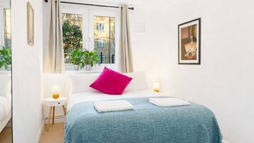 2 bedrooms, WiFi, bed sheets