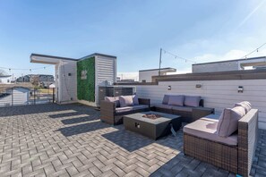 Terrace/patio - Vivid Vocals - Rooftop Views in 12 South (Nashville)