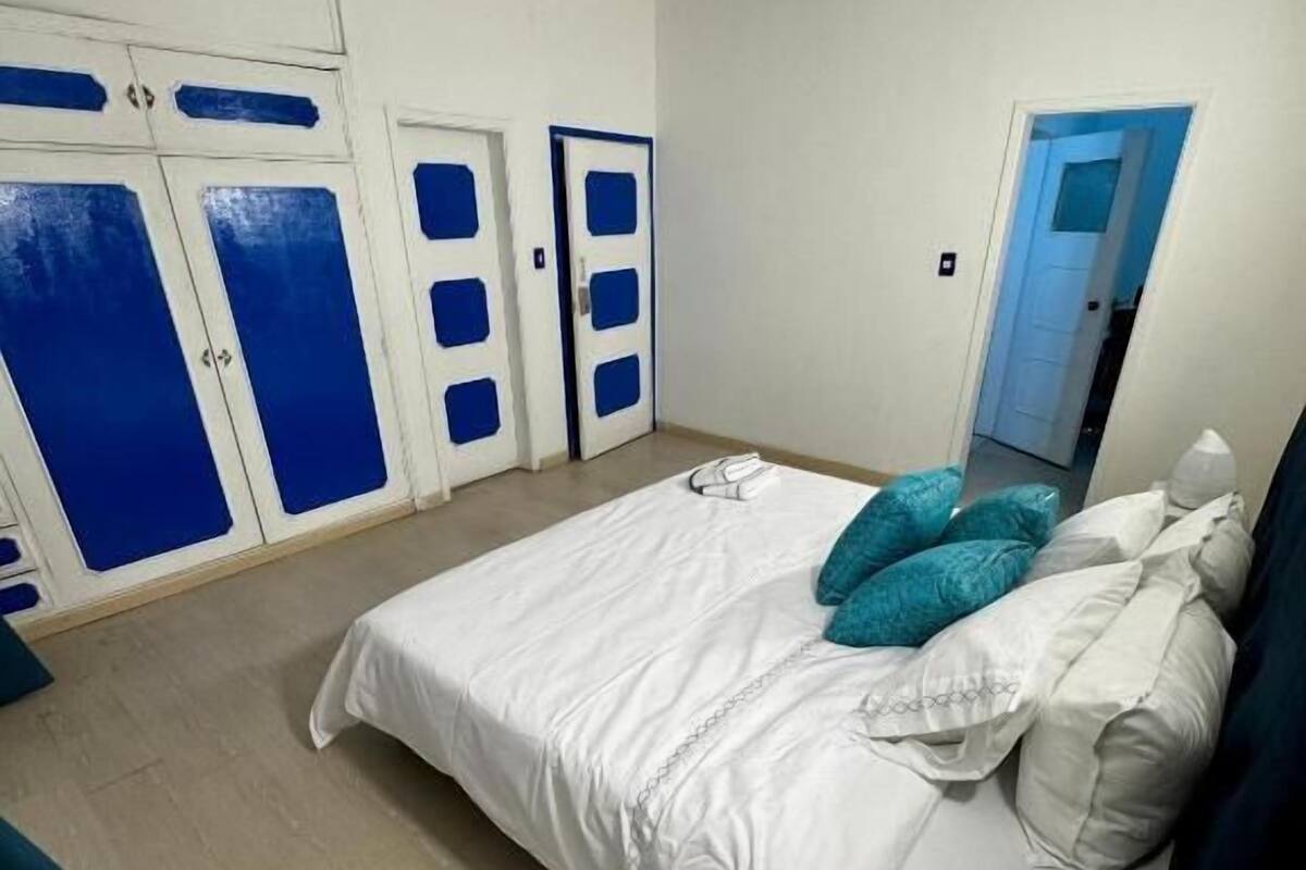 Deluxe Double Room, Courtyard View | Iron/ironing board, free WiFi