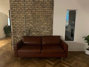 Interior - Luxury Penthouse 1-bedroom apartment in Central Dublin  Temple Bar Dublin 2 (Dublin)