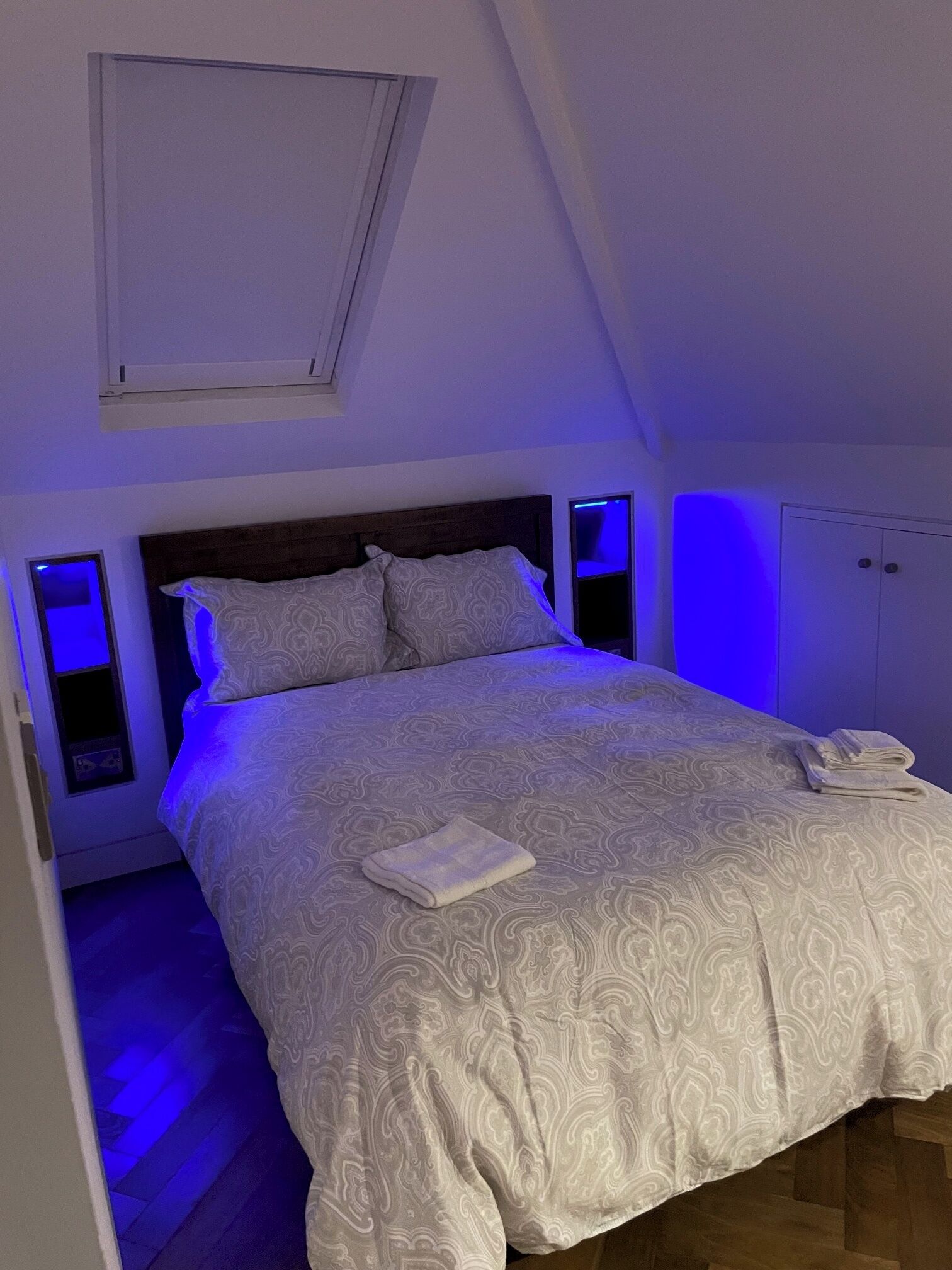 1 bedroom, desk, iron/ironing board, travel cot