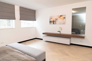 2 bedrooms, iron/ironing board, WiFi, bed sheets - Elegant luxury apartment (Bad Honnef)