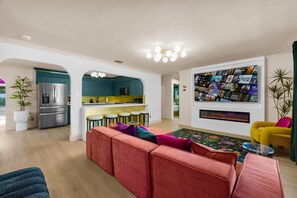 Vila Mewah | Interior