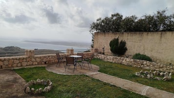 Monolocale, fumatori