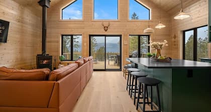 Nordic Nest | Barrel Sauna | Fireplace | Fire Pit