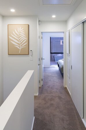 Interior - Contemporary 2BR Stay for 6 with Private Patio (Christchurch)