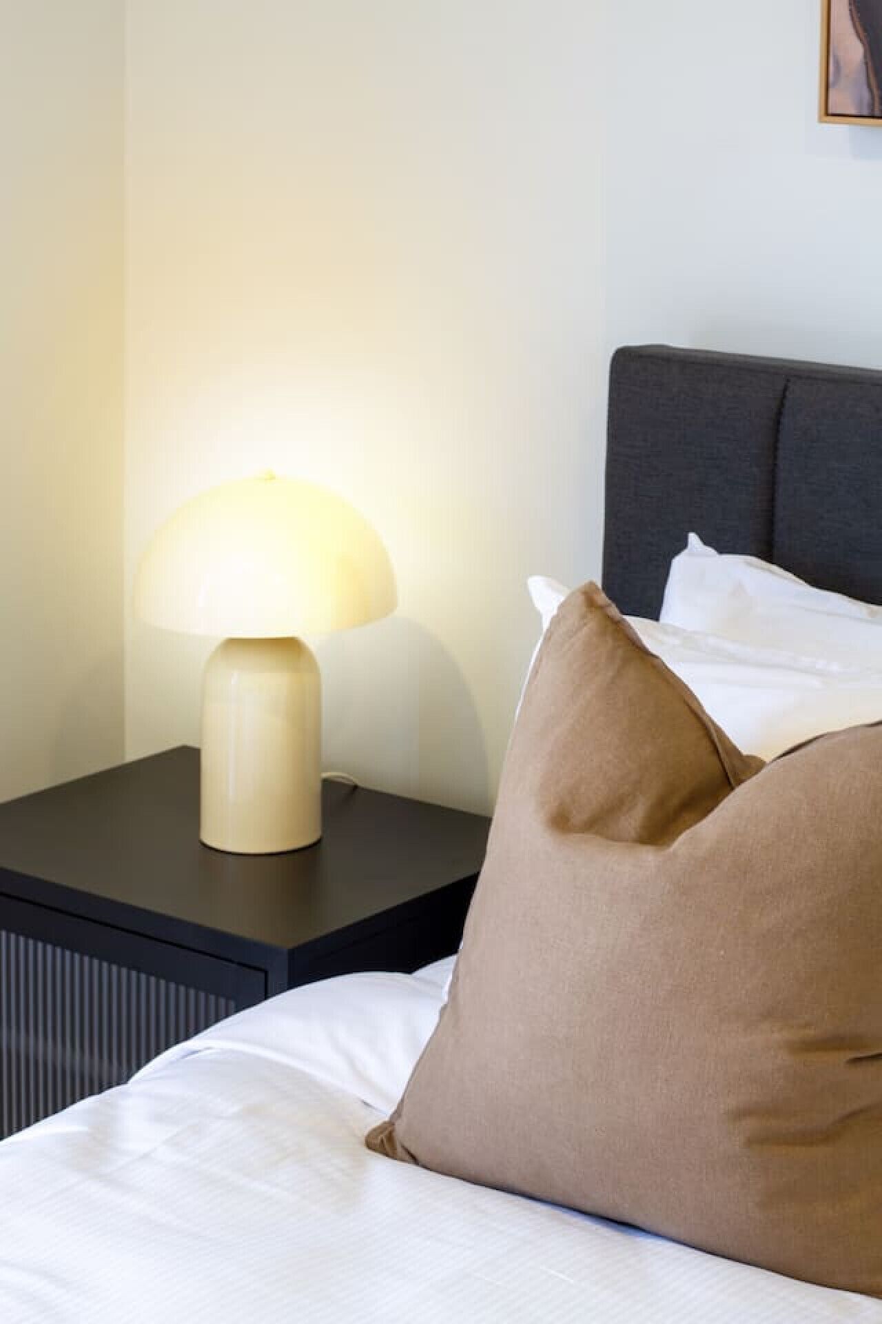 アイロン / アイロン台、旅行用ベビーベッド、WiFi、ベッドシーツ