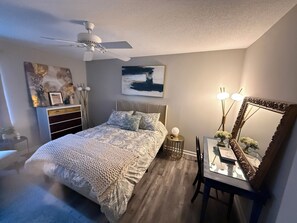 3 bedrooms, WiFi, bed sheets - Perfect 3-bedroom townhome with AC in nice Charlotte neighborhood (Charlotte)
