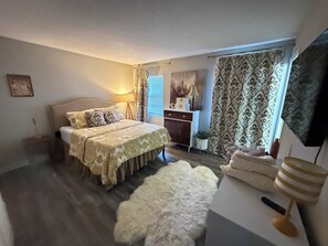 3 bedrooms, WiFi, bed sheets - Perfect 3-bedroom townhome with AC in nice Charlotte neighborhood (Charlotte)