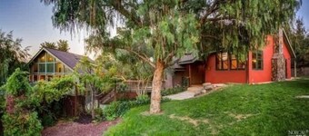 Charming Home in Penngrove