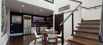 Lavender Suite @ Petaluma Warehouse Lofts