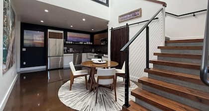 Lavender Suite @ Petaluma Warehouse Lofts