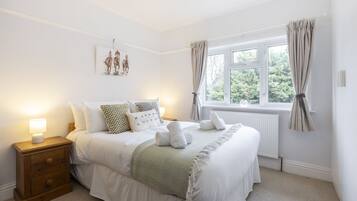 2 camere, ferro/asse da stiro, Wi-Fi gratuito, lenzuola