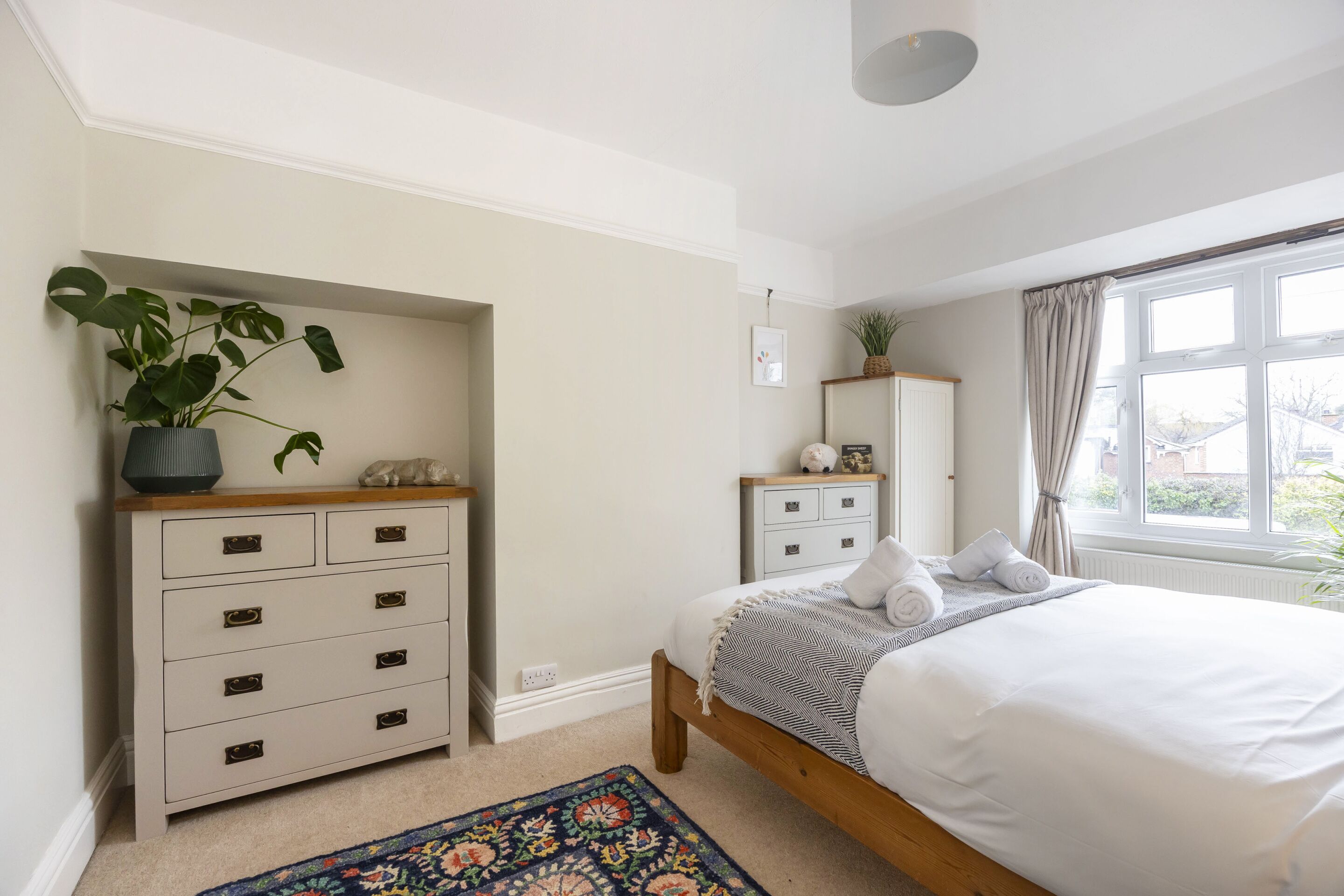 2 chambres, fer et planche à repasser, Wi-Fi gratuit, draps fournis