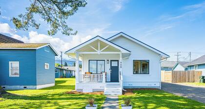 Home Plate Hideaway: Near Olympic National Park