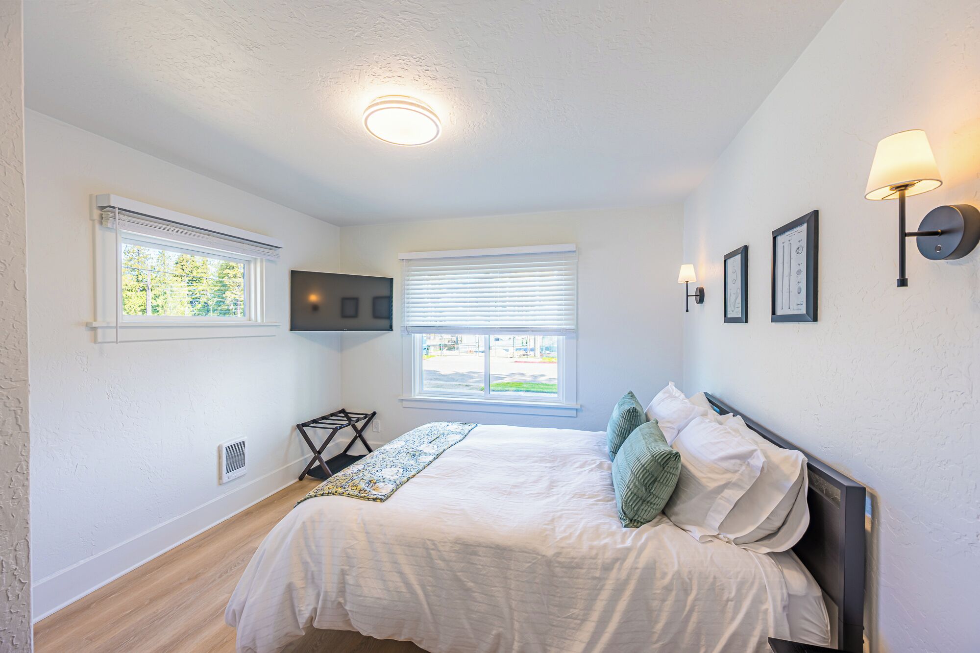 2 chambres, fer et planche à repasser, lit parapluie, Wi-Fi gratuit
