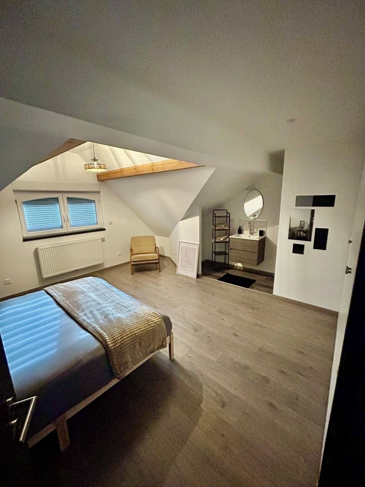 4 多间卧室、WiFi、床单