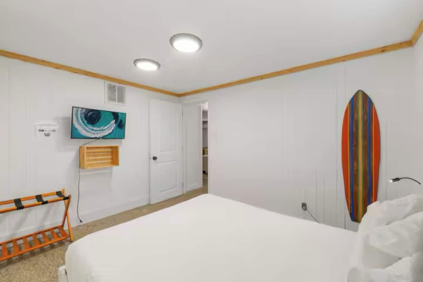 3 slaapkamers, een strijkplank/strijkijzer, gratis wifi, beddengoed