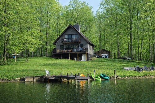 Lakefront Private Dock W/Kayaks Fire Pit On Private Warm Side Of Lake Anna