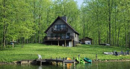 Lakefront Private Dock W/Kayaks Fire Pit On Private Warm Side Of Lake Anna
