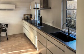 Fridge, dishwasher, coffee/tea maker