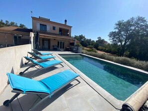 Pool - Porto-Vecchio Charming villa in a quiet location 15 minutes from the beaches of Palombaggia (Porto-Vecchio)