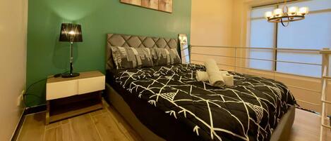 Design Loft, Balcony, City View