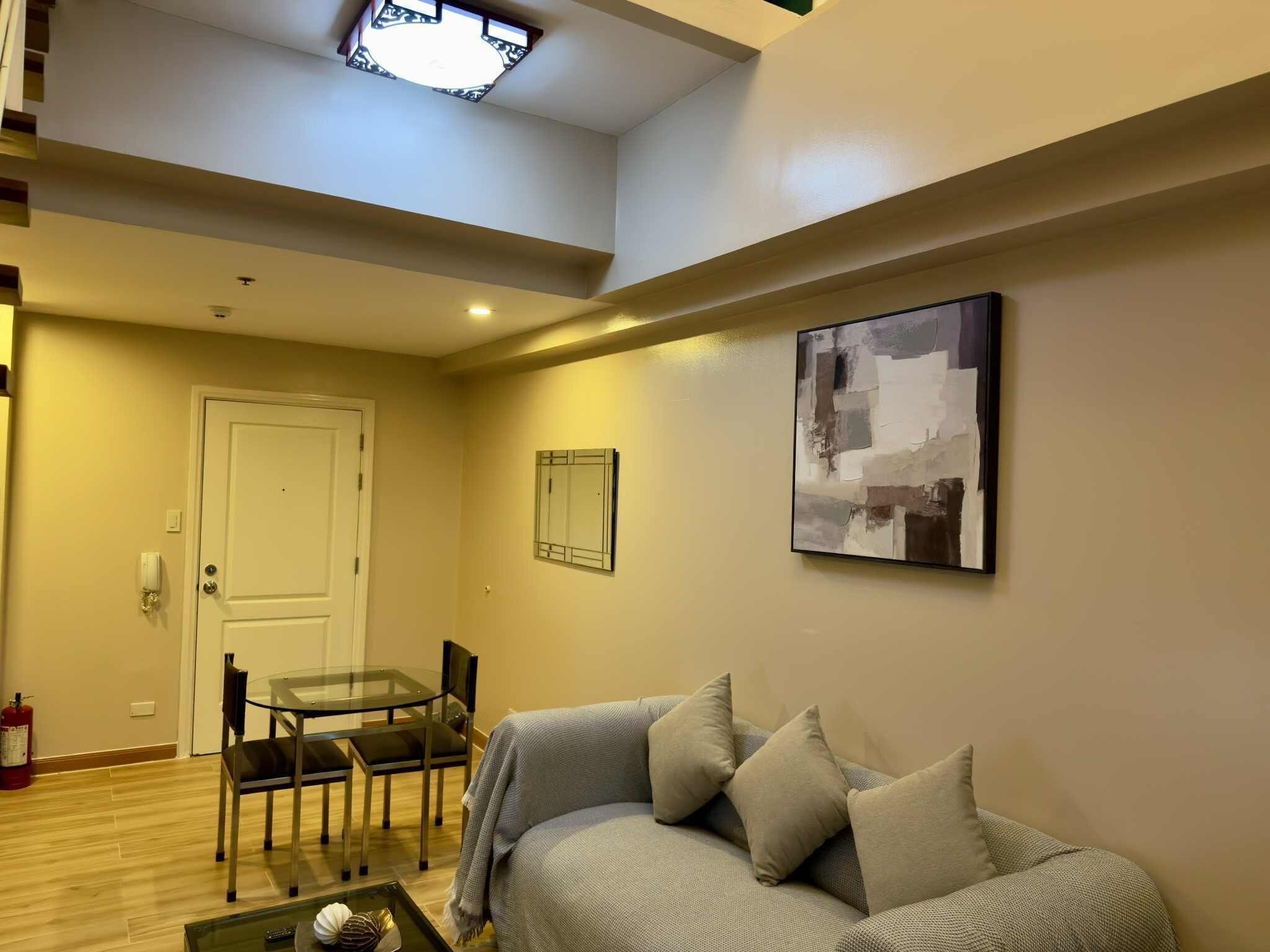 時尚樓中樓客房, 露台, 城市景 | 客廳