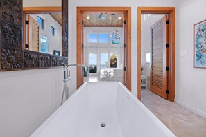 3 habitaciones, cuna de viaje, wifi gratis y ropa de cama 