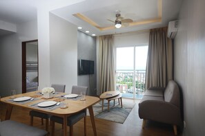 Dining - Spacious Scenic 2BR/2BA Mesatierra Samal Sky View (Davao City)