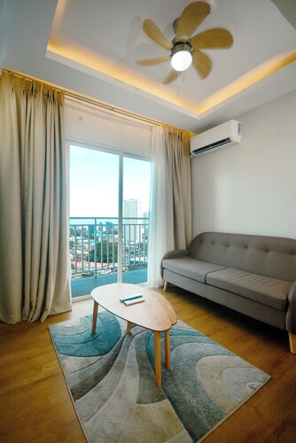 Spacious Scenic 2BR/2BA Mesatierra Samal Sky View