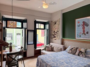 Comfort Studio, City View | Living area - Rememorar 01 (Salvador)