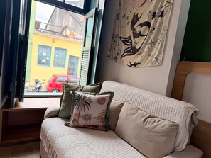 スタジオ | リビング エ  リア