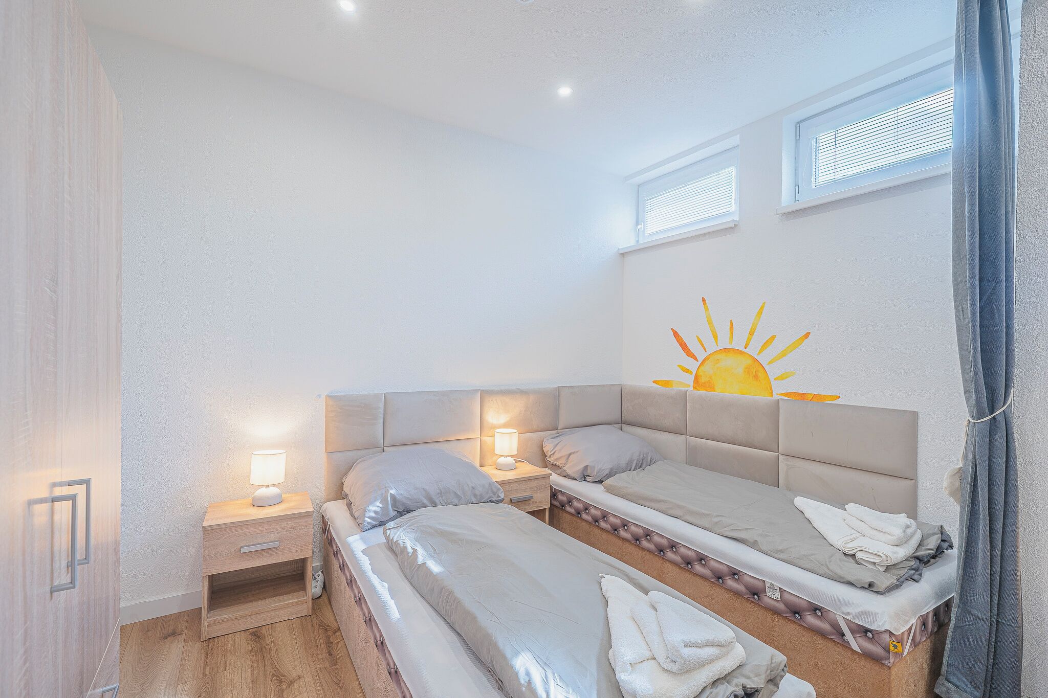 Family Apartment | Laptop workspace, iron/ironing board, free WiFi