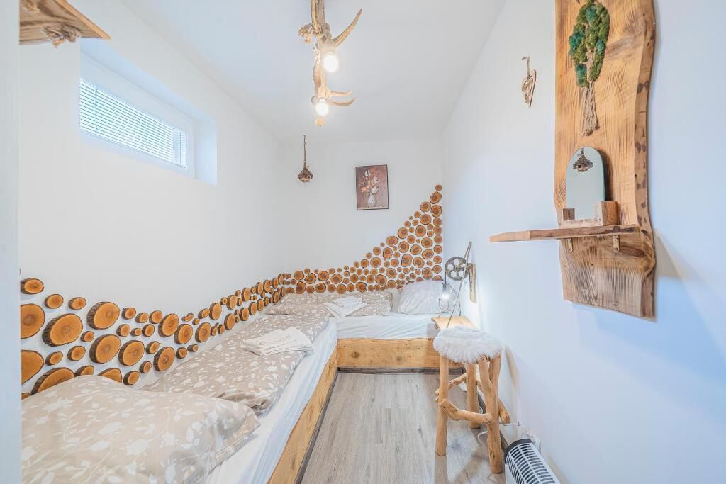 Economy Apartment | Iron/ironing board, free WiFi