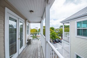 Property grounds - Casa Havana | Old Town Condo w/ Pool & Balcony (Key West)