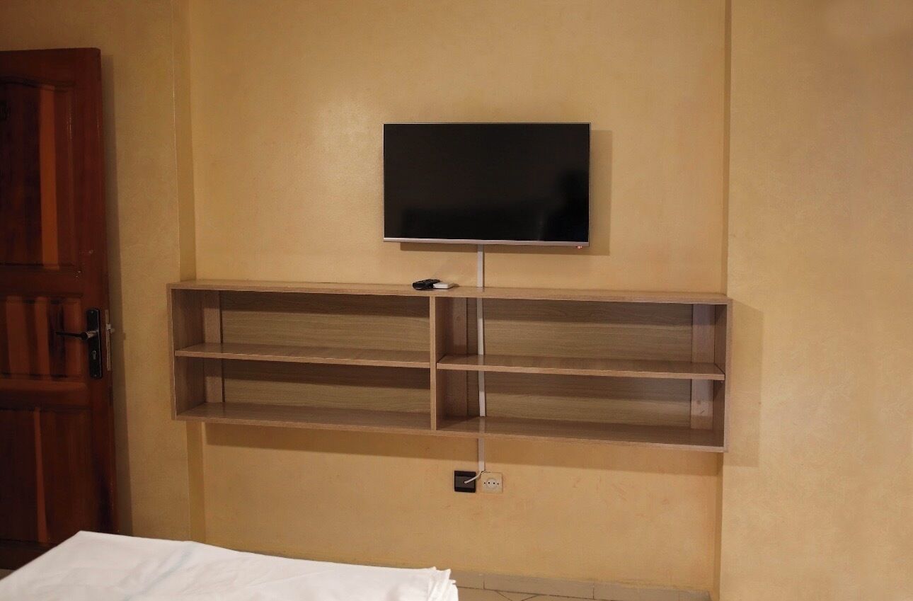 3 chambres, fer et planche à repasser, Wi-Fi, draps fournis