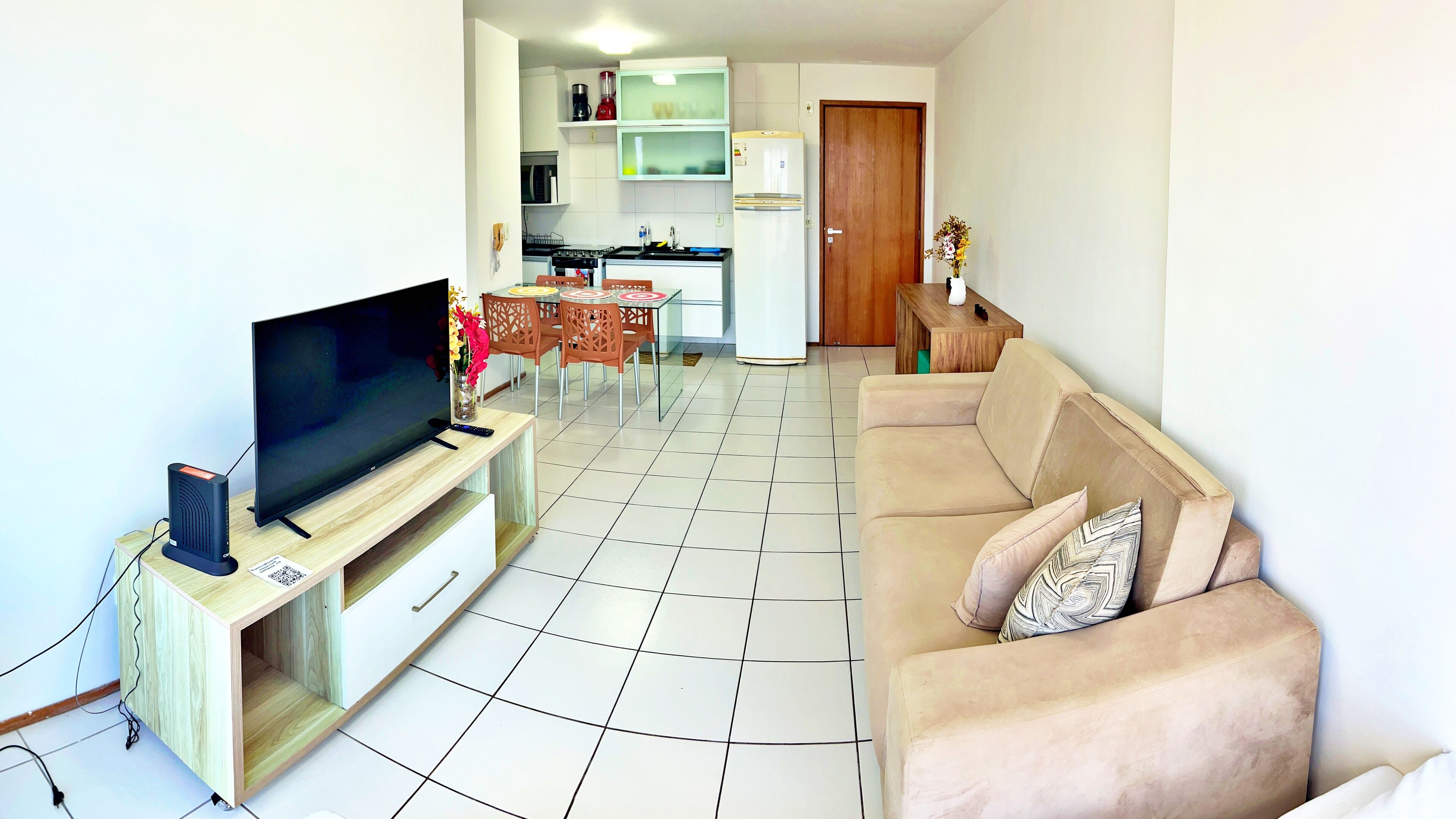 Basic Apartment | Living area