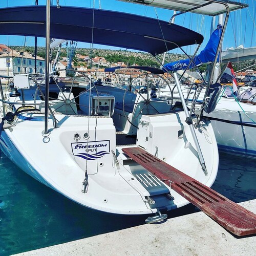 Sailing Yacht with Skipper Included!