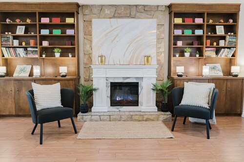 Sydney Retreat | 3BR, 2 Bath Home with Deck & BBQ
