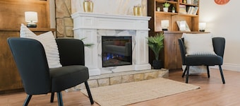 Sydney Retreat | 3BR, 2 Bath Home with Deck & BBQ