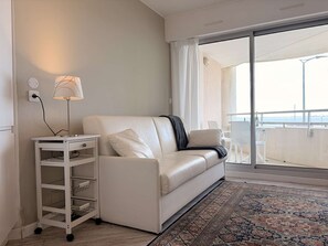 Living area - PORNICHET - STUDIO CABINE VUE MER (PORNICHET)