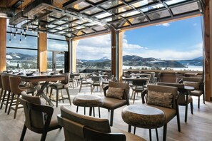 Dining - Lake Dillon Views! Sunny Ski Days & Spring Fun (Dillon)