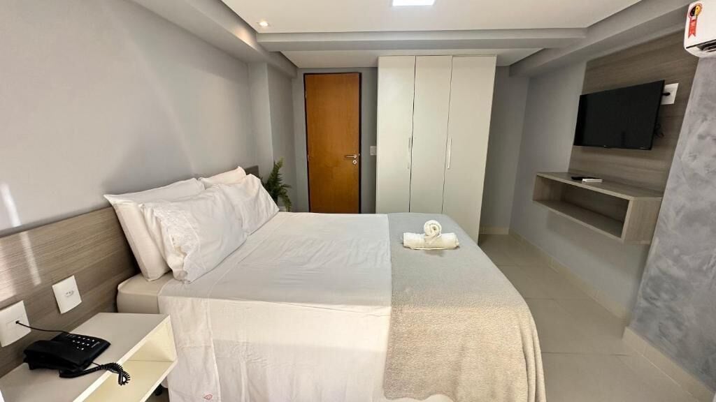 Apartamento família, para não fumantes, vista para a piscina | Wi-Fi de cortesia