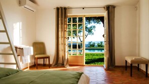 Free WiFi - Villa for 15 people - Private pool - Sea view - Air conditioning - WiFi - Sainte Maxime - 5-star... (STE MAXIME)