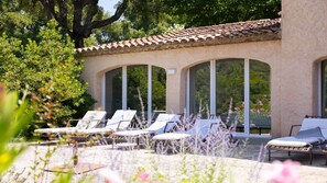 Terrace/patio - Villa for 15 people - Private pool - Air conditioning - WiFi - Sainte Maxime - 5-star rated (STE MAXIME)