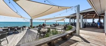 Coastal Seabrook Retreat 3BR/ 3Ba - Amenity access